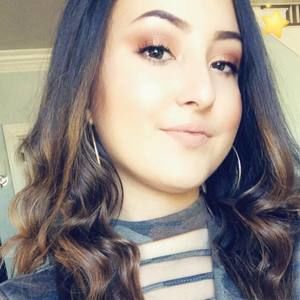 Meet your Posher, Claire